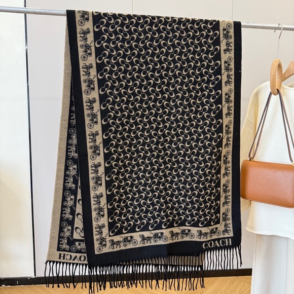 Coach Elegant Black and Cream Patterned Scarf - Picture 1 of 3